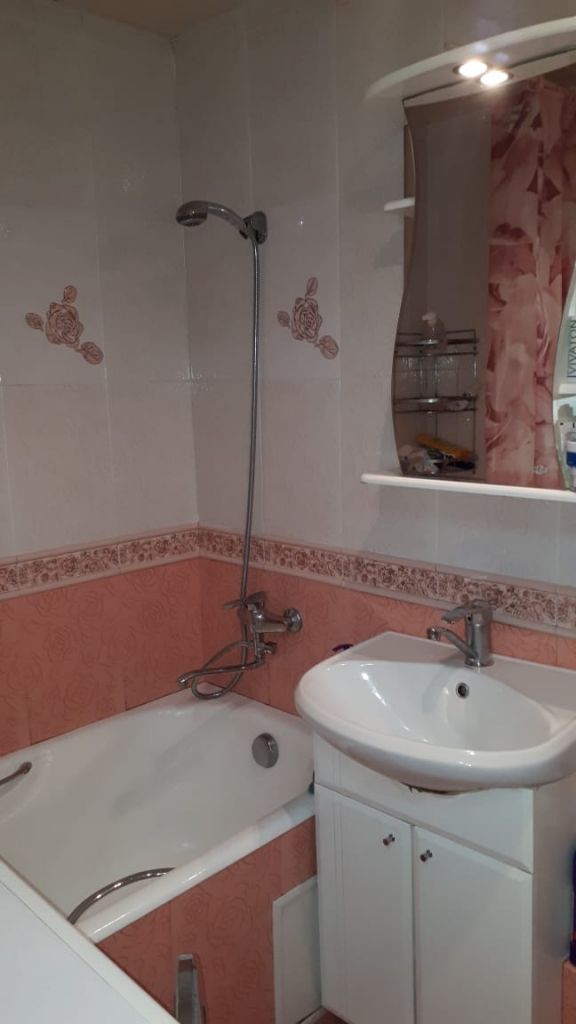 Продажа 2-комнатной квартиры, Пятигорск, Аллея Строителей ул,  6к1