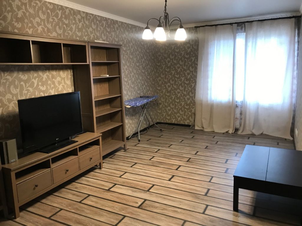 Продажа 1-комнатной квартиры, Батайск, Половинко ул,  280/2