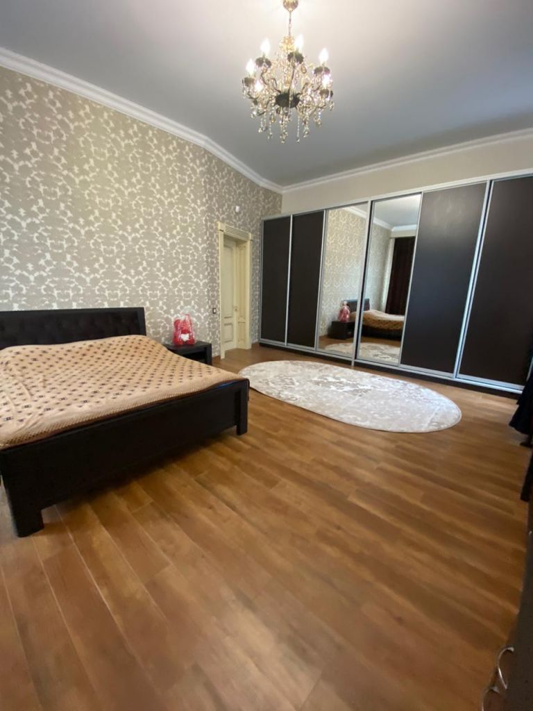 Продажа дома, 220м <sup>2</sup>, 8 сот., Минеральные Воды, Звездный пер,  17