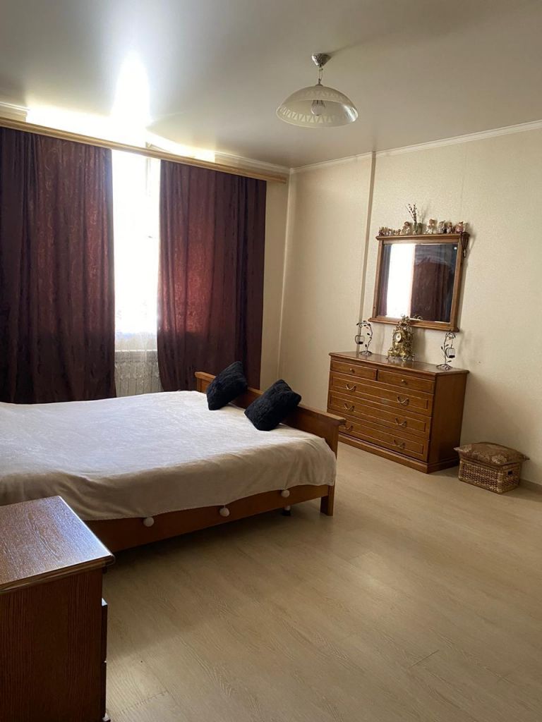 Продажа 3-комнатной квартиры, Пятигорск, Оранжерейная ул,  22/2