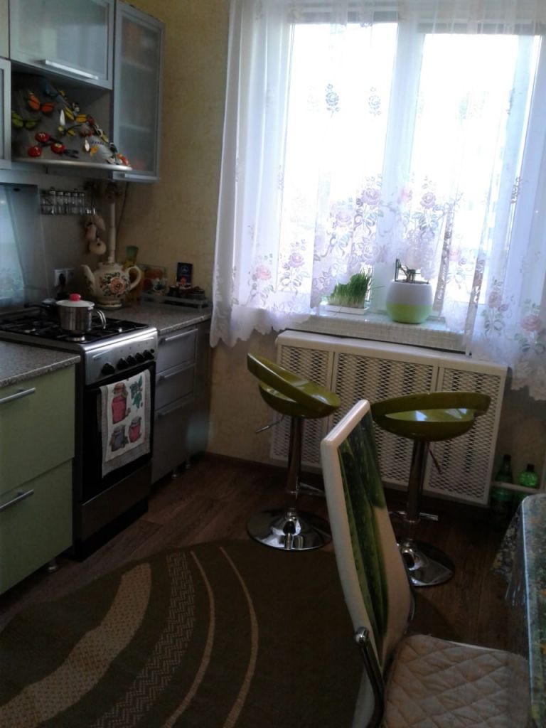 Продажа 3-комнатной квартиры, Батайск, Авиагородок мкр,  11