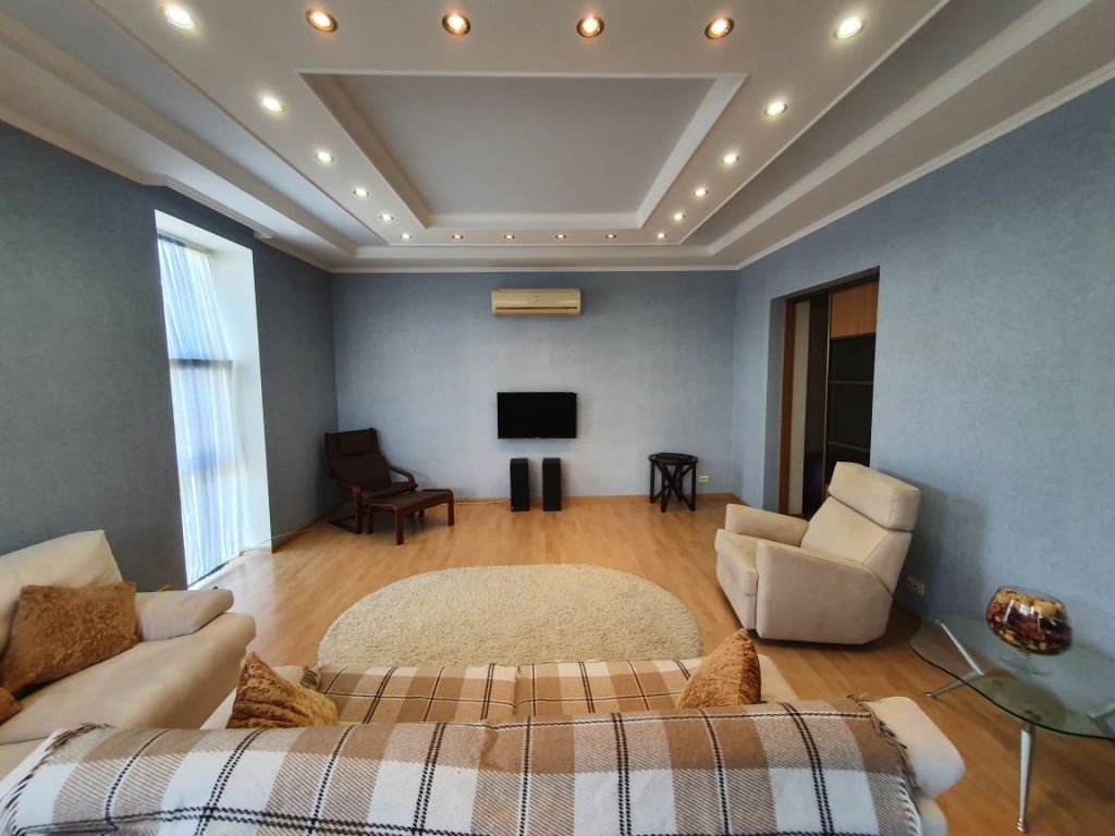 Продажа 3-комнатной квартиры, Пятигорск, Пестова ул,  24