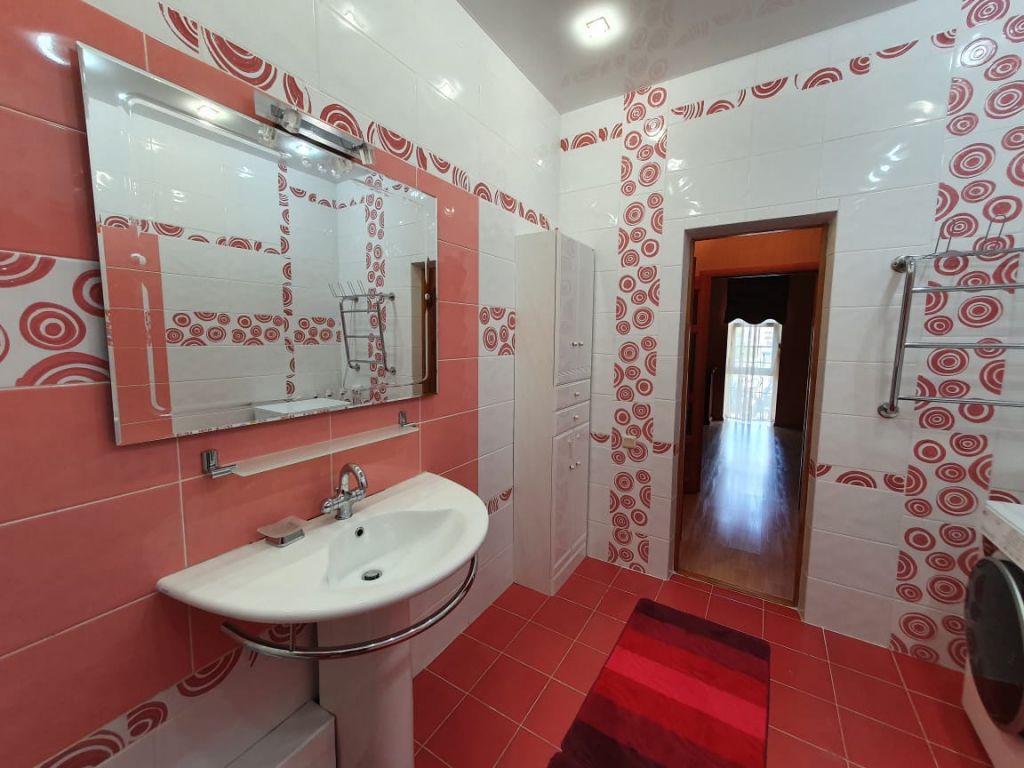 Продажа 3-комнатной квартиры, Пятигорск, Пестова ул,  24