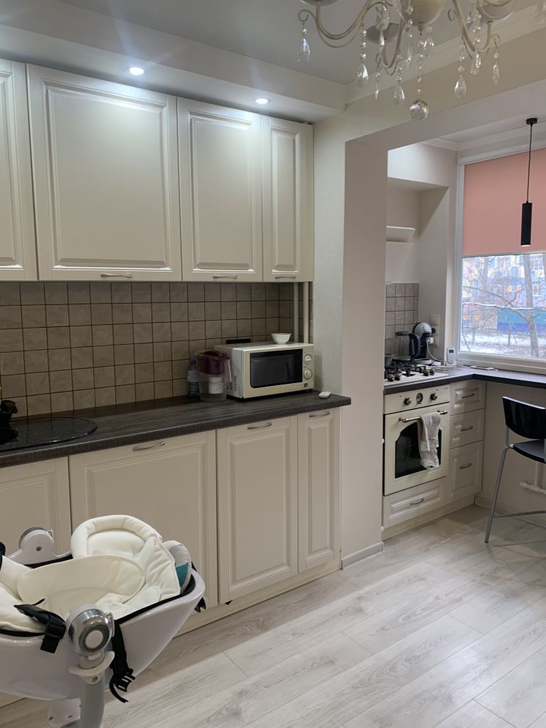 Продажа 2-комнатной квартиры, Пятигорск, Адмиральского ул,  10