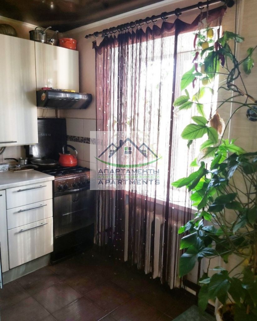 Продажа 2-комнатной квартиры, Пятигорск, Кирова пр-кт,  61