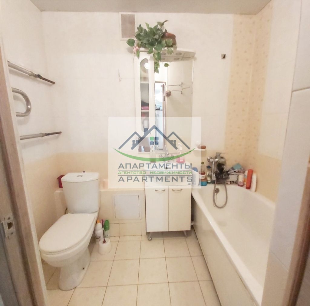 Продажа 2-комнатной квартиры, Пятигорск, Кирова пр-кт,  61