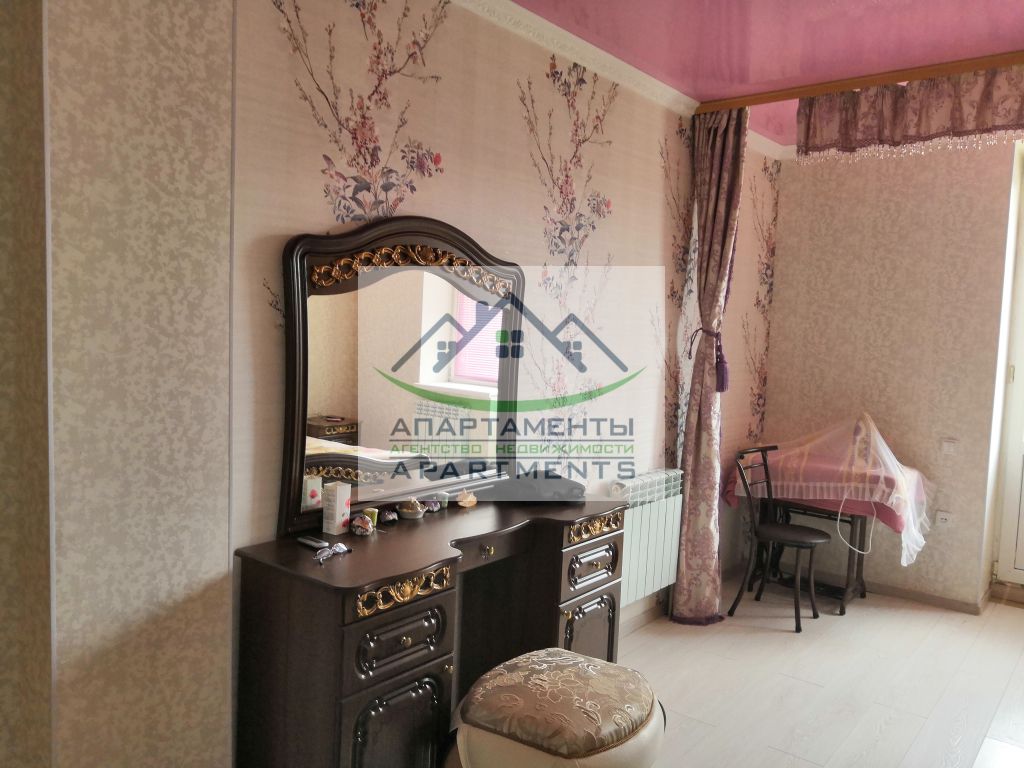 Продажа 2-комнатной квартиры, Пятигорск, Оранжерейная ул,  21к1