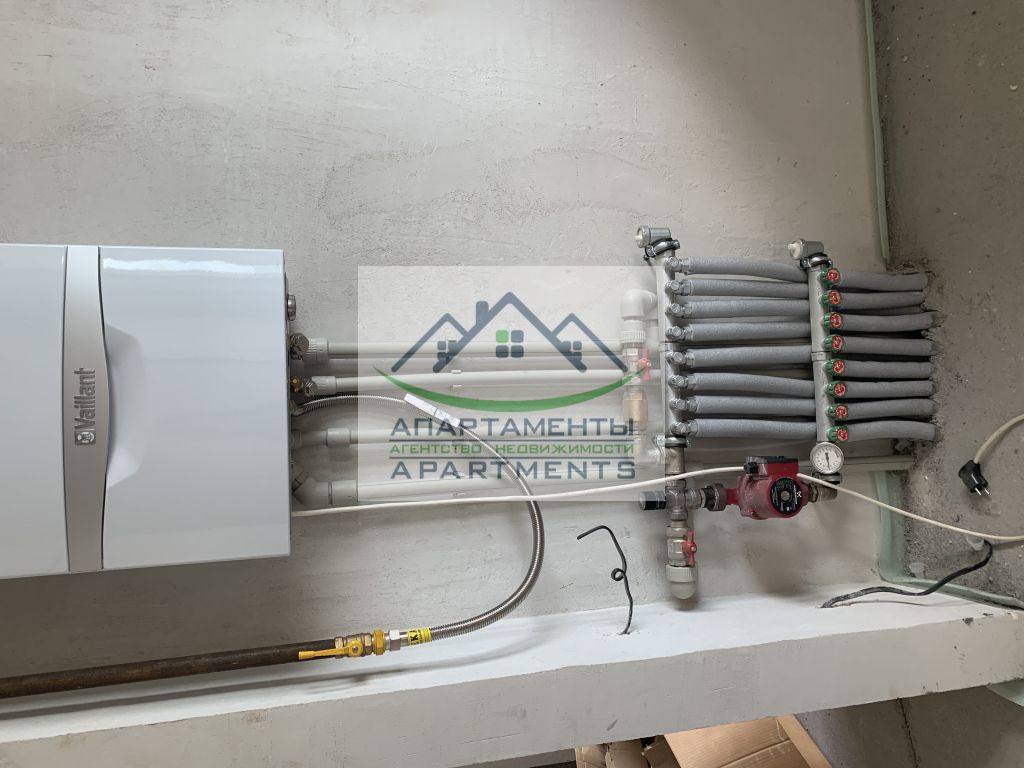 Продажа 4-комнатной квартиры, Пятигорск, Пальмиро Тольятти ул,  45