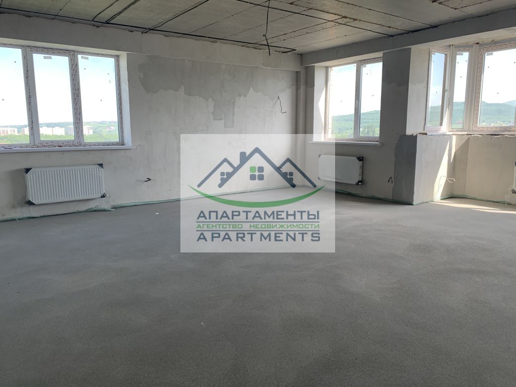 Продажа 4-комнатной квартиры, Пятигорск, Пальмиро Тольятти ул,  45