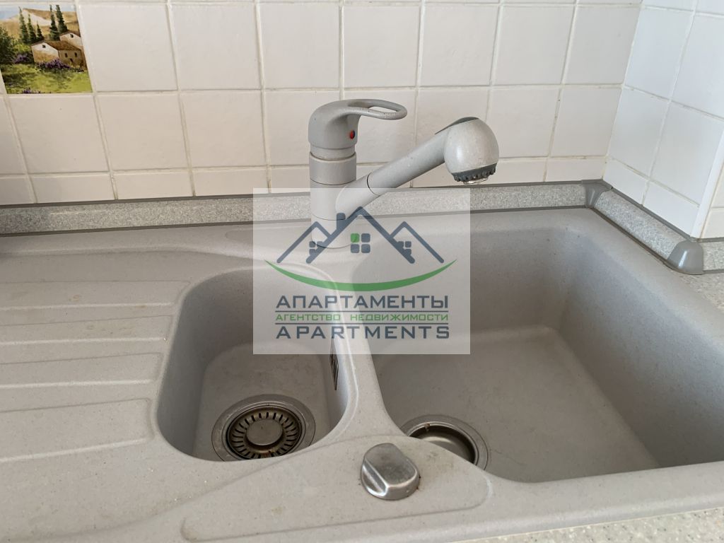 Продажа 2-комнатной квартиры, Пятигорск, Нежнова ул,  21к5