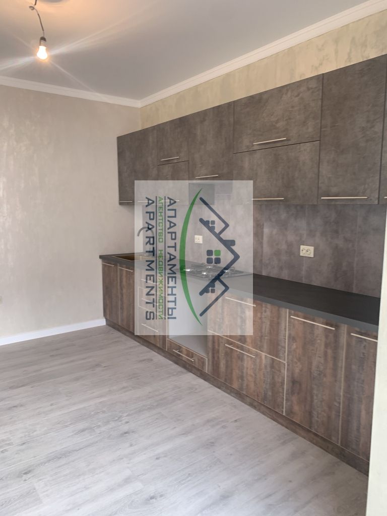 Продажа 2-комнатной квартиры, Пятигорск, Оранжерейная ул,  17к2