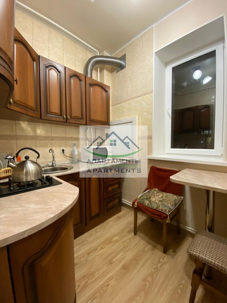 Продажа 3-комнатной квартиры, Пятигорск, Кирова пр-кт,  80