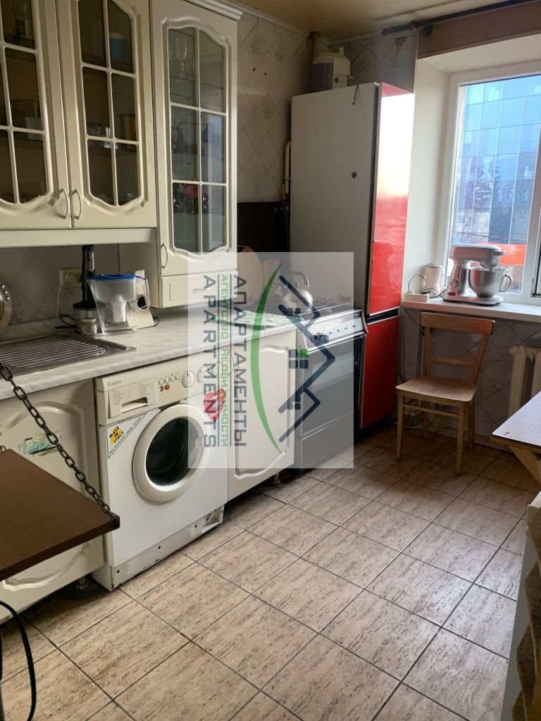 Продажа 3-комнатной квартиры, Пятигорск, Адмиральского ул,  57