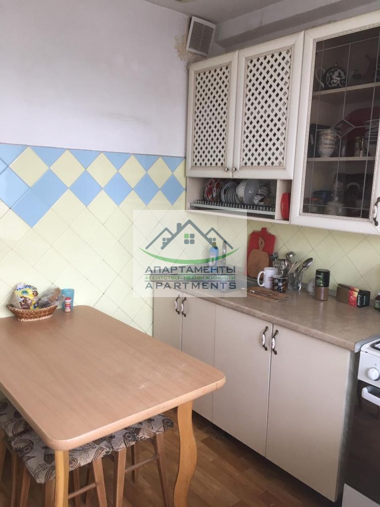 Продажа 4-комнатной квартиры, Пятигорск, Мира ул,  39