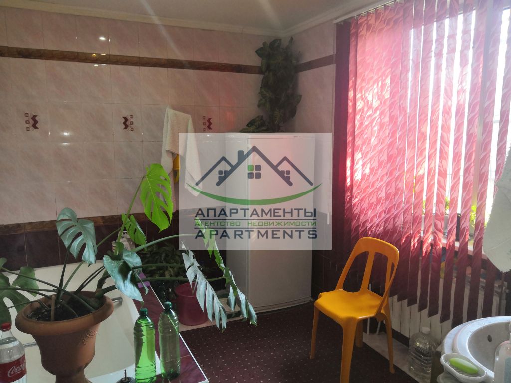 Продажа дома, 220м <sup>2</sup>, 3 сот., Минеральные Воды, Бибика ул