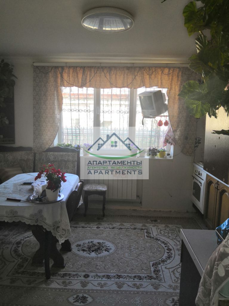 Продажа дома, 220м <sup>2</sup>, 3 сот., Минеральные Воды, Бибика ул