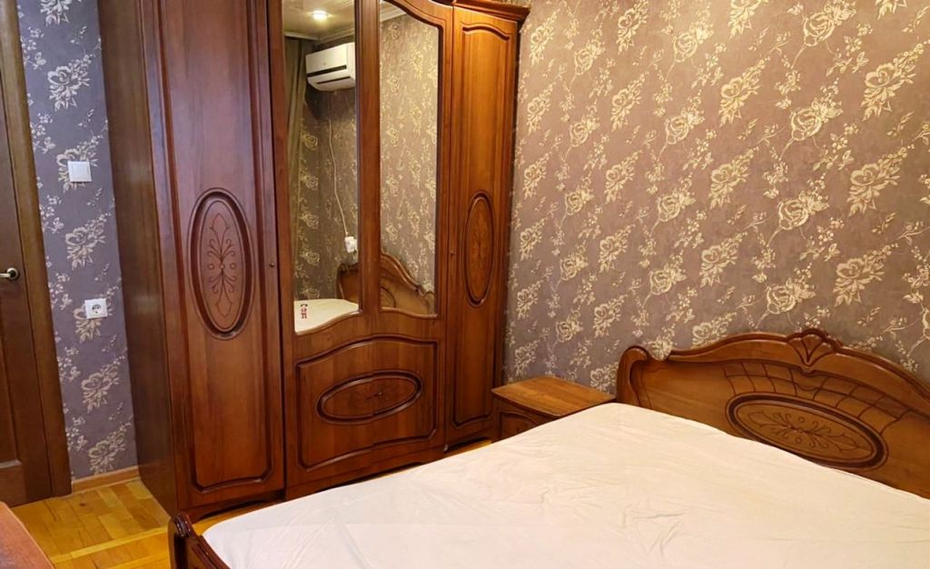 Продажа 4-комнатной квартиры, Ставрополь, Карла Маркса пр-кт,  84