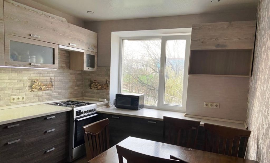 Продажа 4-комнатной квартиры, Ставрополь, Карла Маркса пр-кт,  84