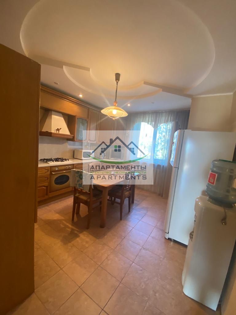 Продажа 4-комнатной квартиры, Пятигорск, Калинина ул,  40