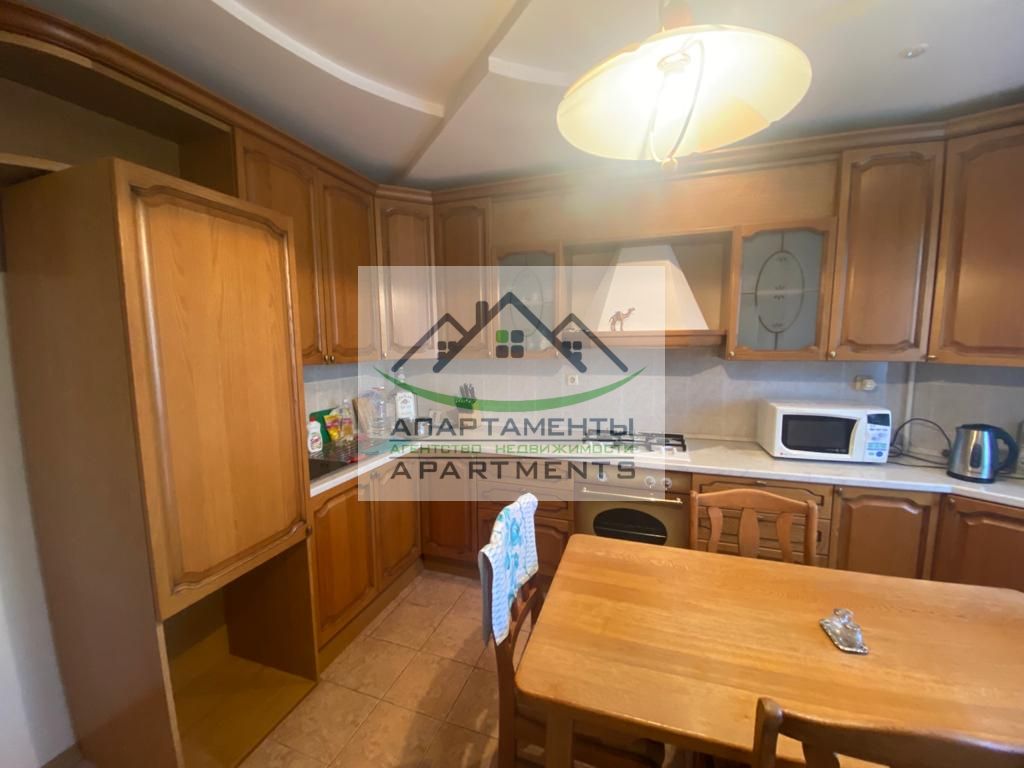 Продажа 4-комнатной квартиры, Пятигорск, Калинина ул,  40