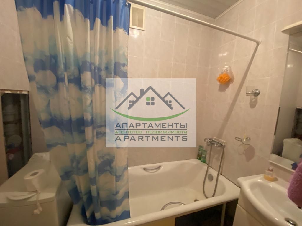 Продажа 4-комнатной квартиры, Пятигорск, Калинина ул,  40