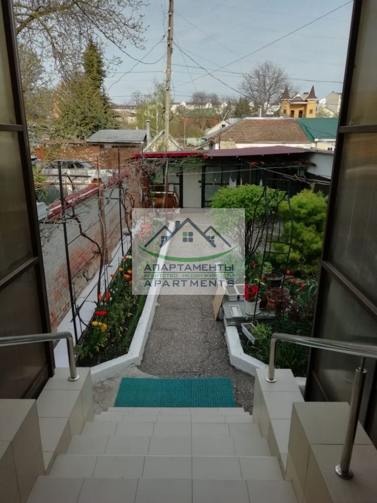 Продажа дома, 240м <sup>2</sup>, 3 сот., Пятигорск, Транзитная ул