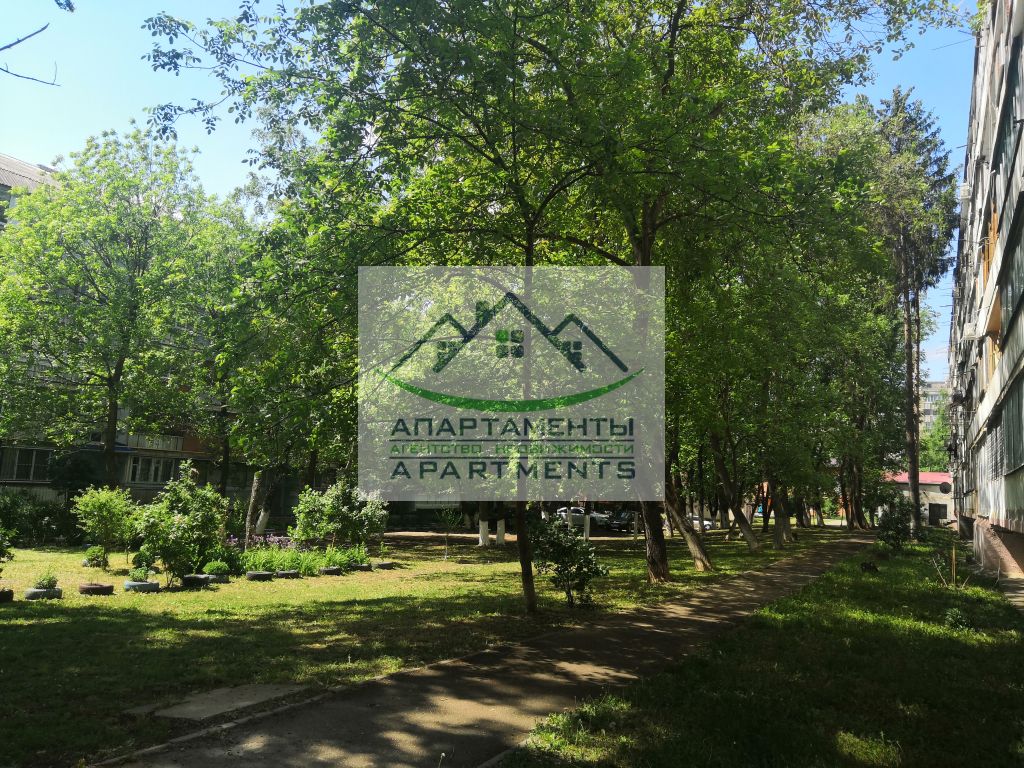 Продажа 2-комнатной квартиры, Пятигорск, Адмиральского ул,  8к4