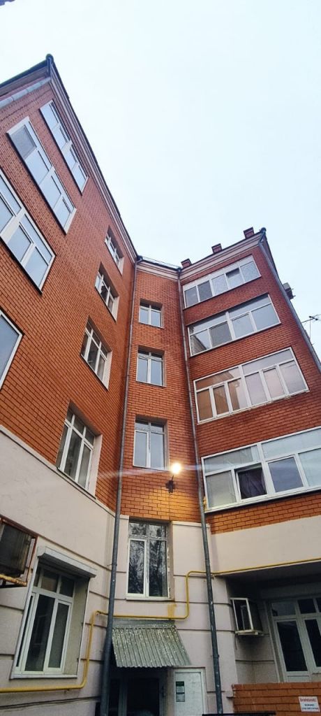 Продажа 3-комнатной новостройки, Оренбург, Цвиллинга ул,  52