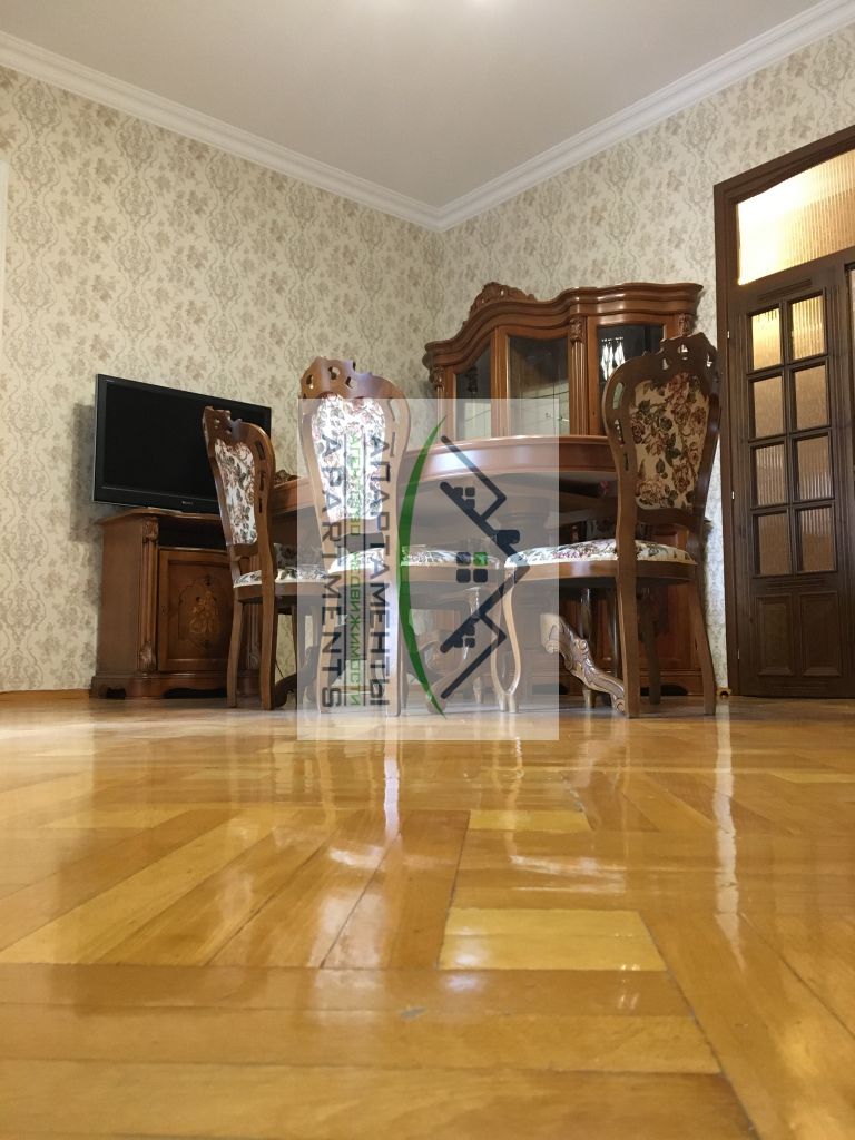 Продажа 3-комнатной квартиры, Пятигорск, Кирова пр-кт,  58