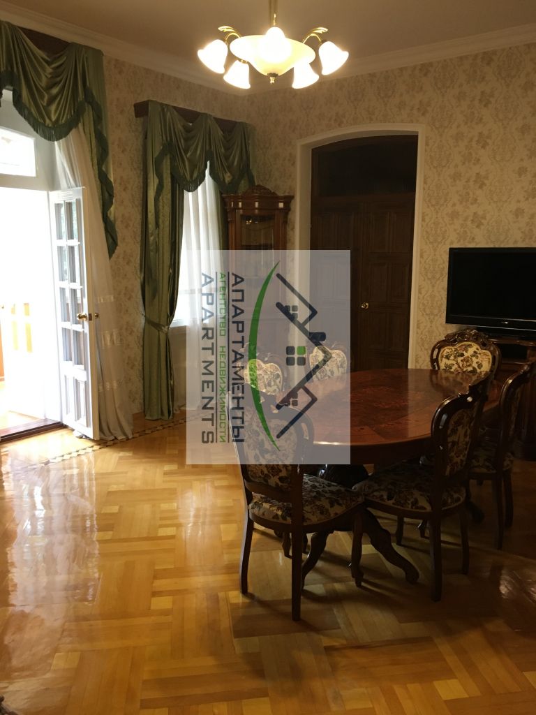 Продажа 3-комнатной квартиры, Пятигорск, Кирова пр-кт,  58