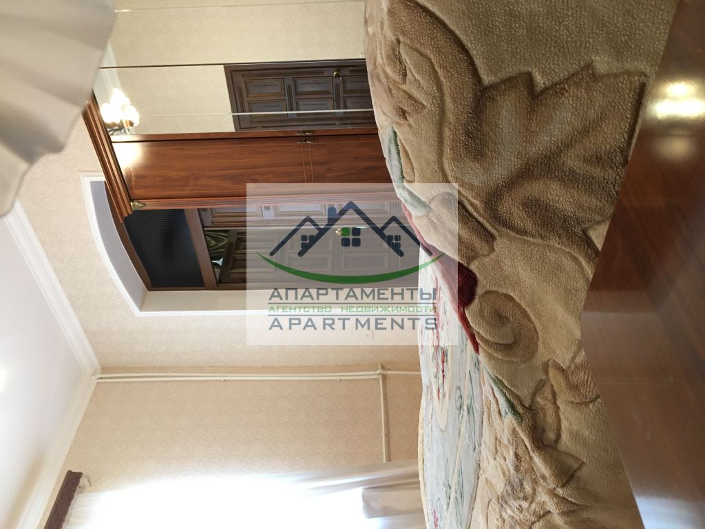 Продажа 3-комнатной квартиры, Пятигорск, Кирова пр-кт,  58