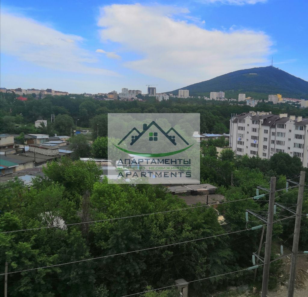 Продажа 2-комнатной квартиры, Пятигорск, Адмиральского ул,  1А