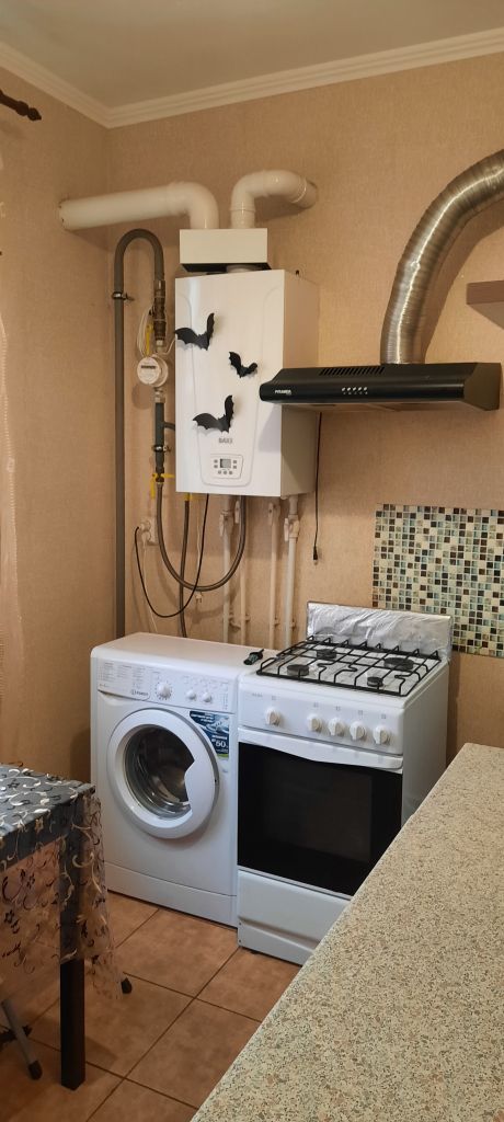 Продажа 1-комнатной квартиры, Батайск, Половинко ул