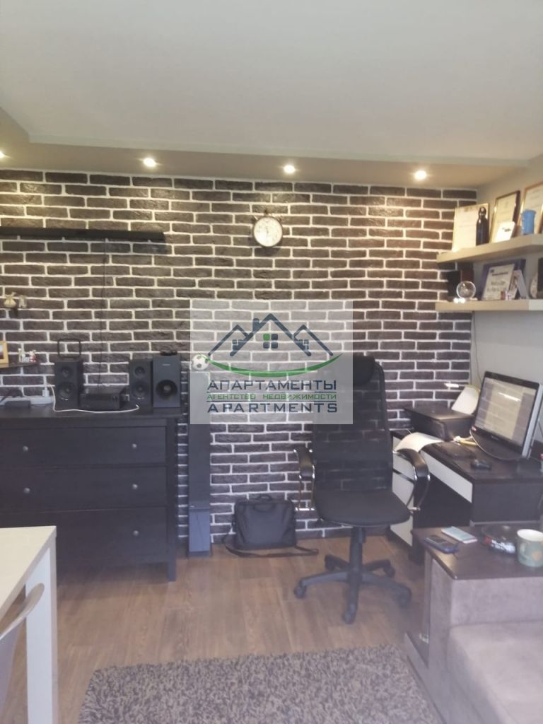 Продажа 3-комнатной квартиры, Пятигорск, Калинина пр-кт,  156