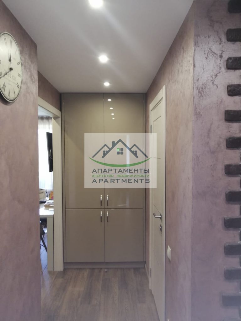 Продажа 3-комнатной квартиры, Пятигорск, Калинина пр-кт,  156