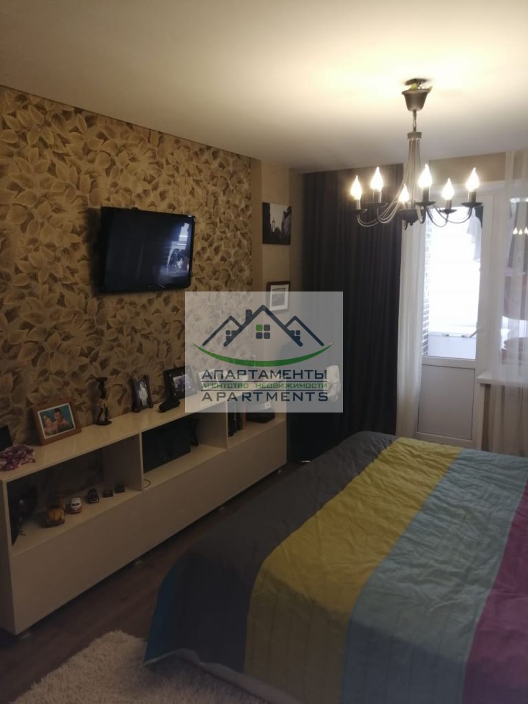 Продажа 3-комнатной квартиры, Пятигорск, Калинина пр-кт,  156