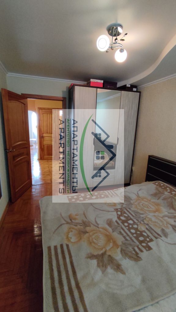 Продажа 3-комнатной квартиры, Пятигорск, Адмиральского ул,  8