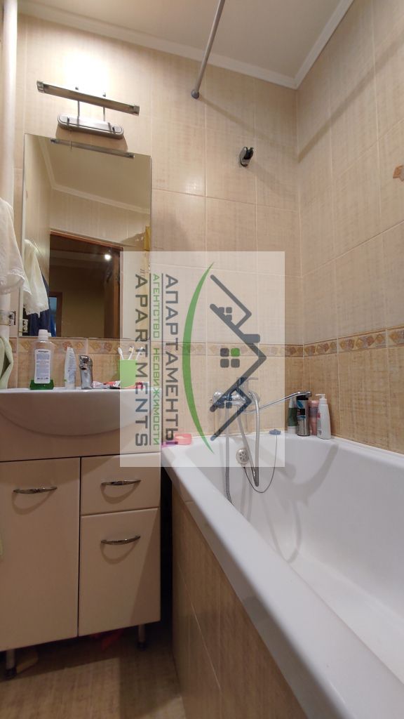 Продажа 3-комнатной квартиры, Пятигорск, Адмиральского ул,  8