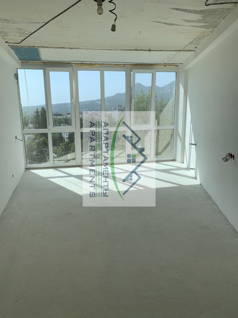 Продажа 3-комнатной квартиры, Пятигорск, Калинина пр-кт,  2к2