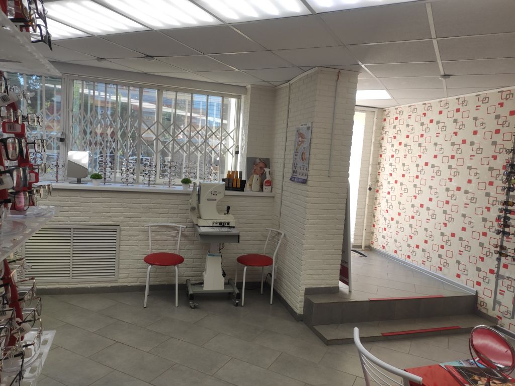 Продажа коммерческой недвижимости, 37м <sup>2</sup>, Смоленск, 25 Сентября ул,  42