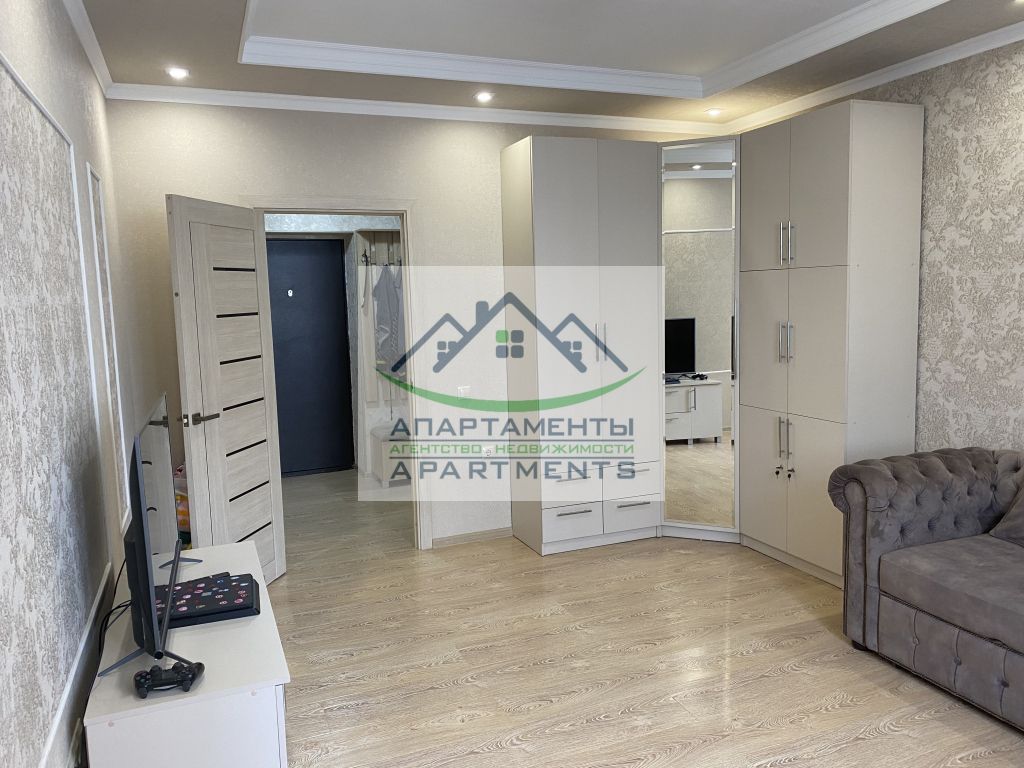 Продажа 1-комнатной квартиры, Пятигорск, Оранжерейная ул,  17к2