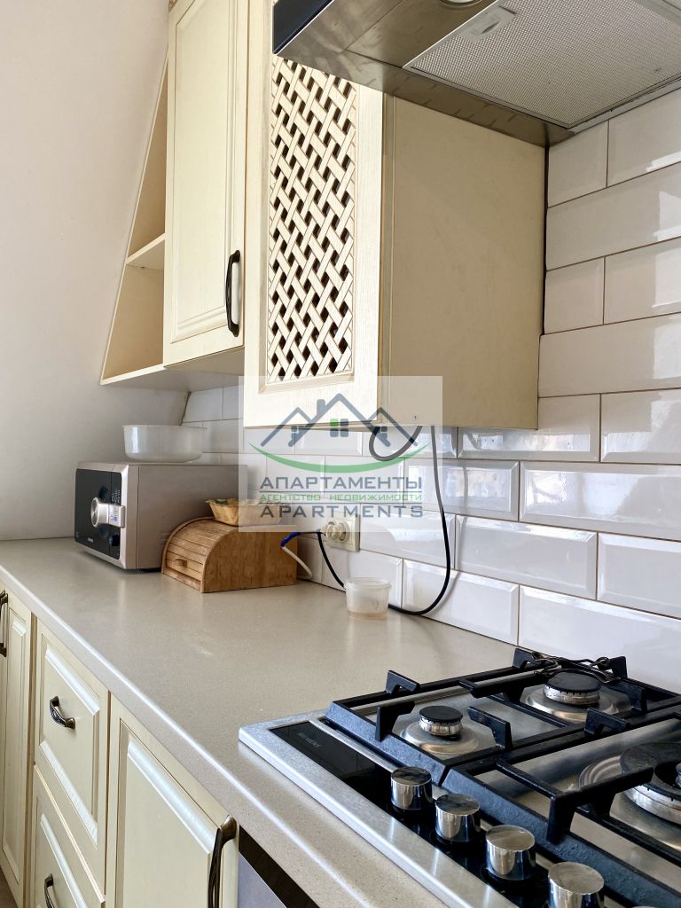 Продажа 4-комнатной квартиры, Пятигорск, Огородная ул,  37к7