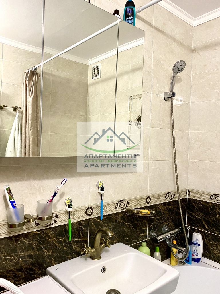 Продажа 4-комнатной квартиры, Пятигорск, Огородная ул,  37к7