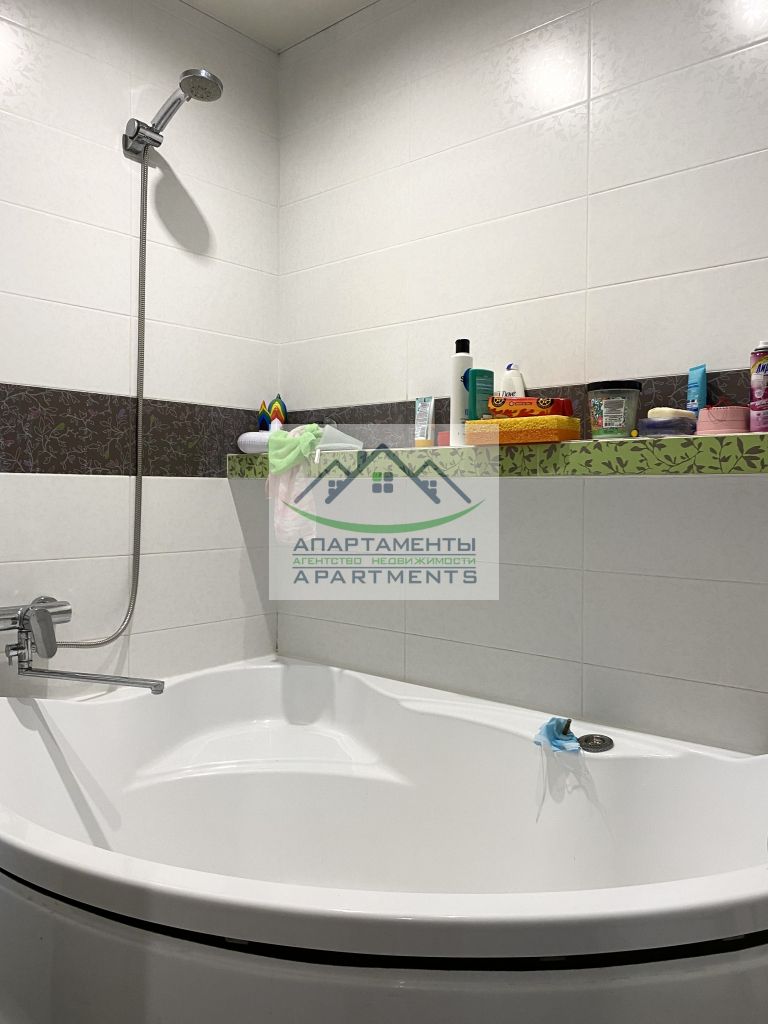 Продажа 5-комнатной квартиры, Пятигорск, Огородная ул,  37к5