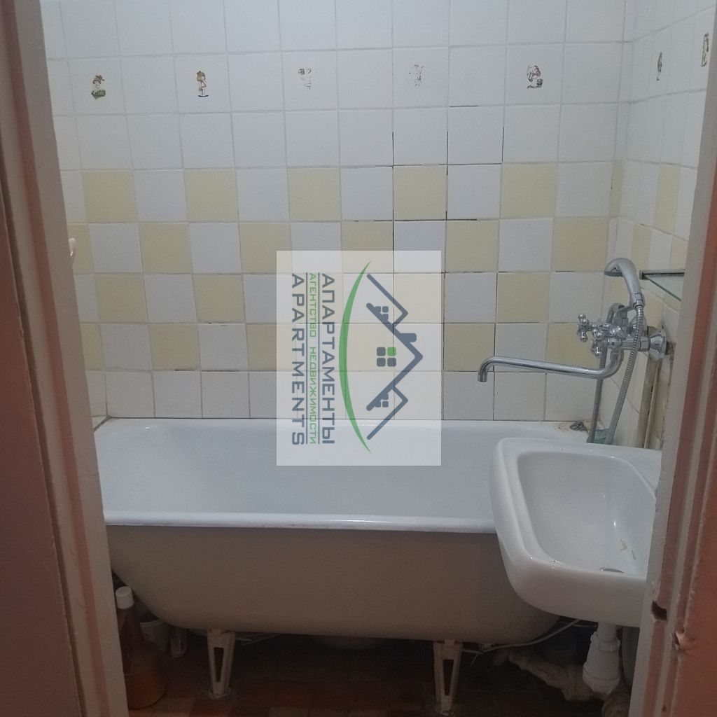 Продажа 3-комнатной квартиры, Пятигорск, Калинина пр-кт,  158