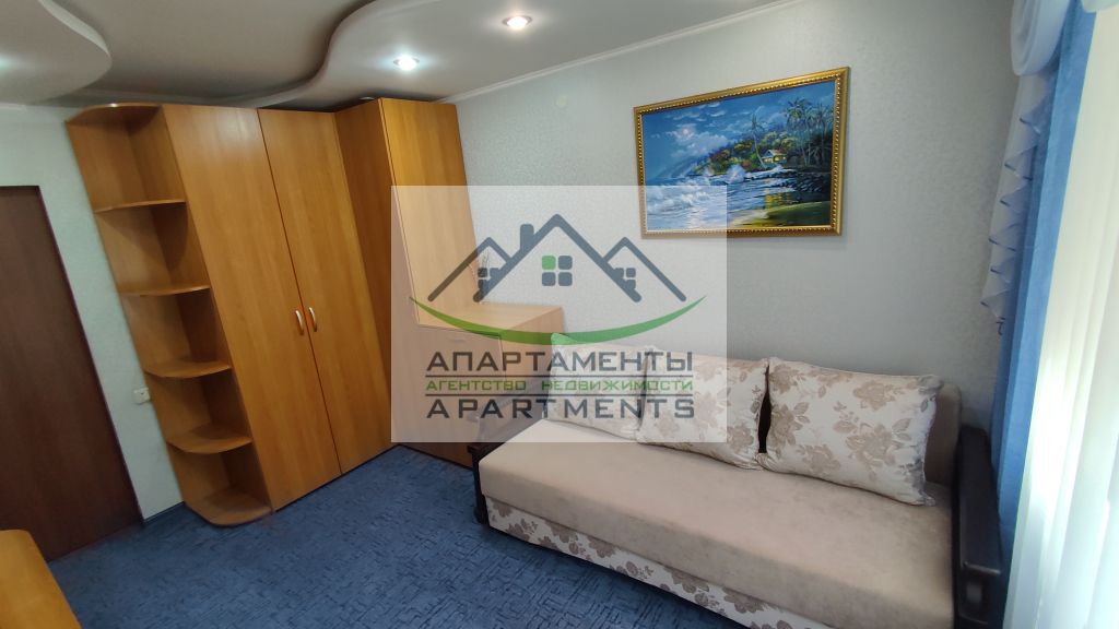 Продажа 3-комнатной квартиры, Пятигорск, Калинина пр-кт,  160