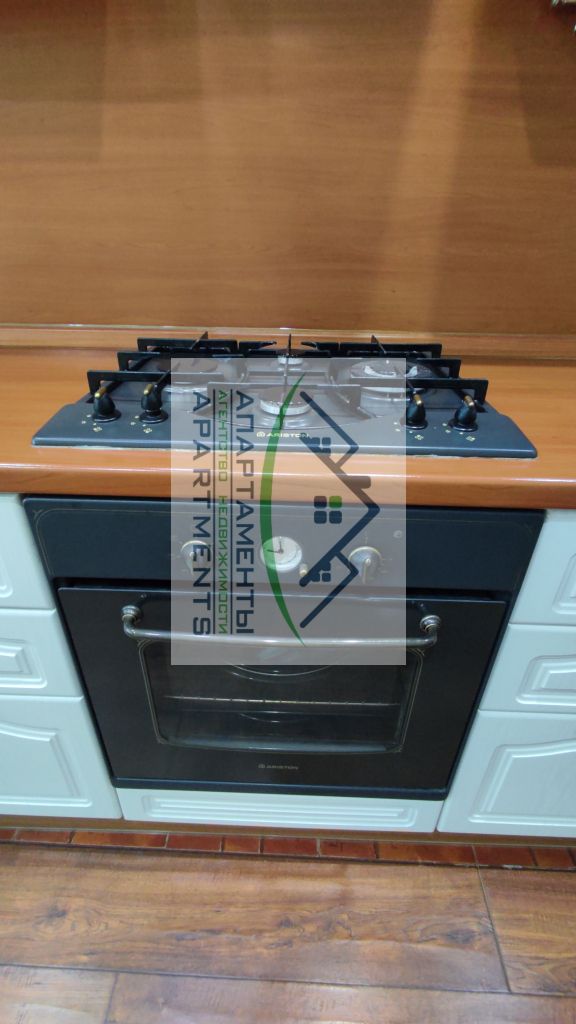 Продажа 3-комнатной квартиры, Пятигорск, Калинина пр-кт,  160