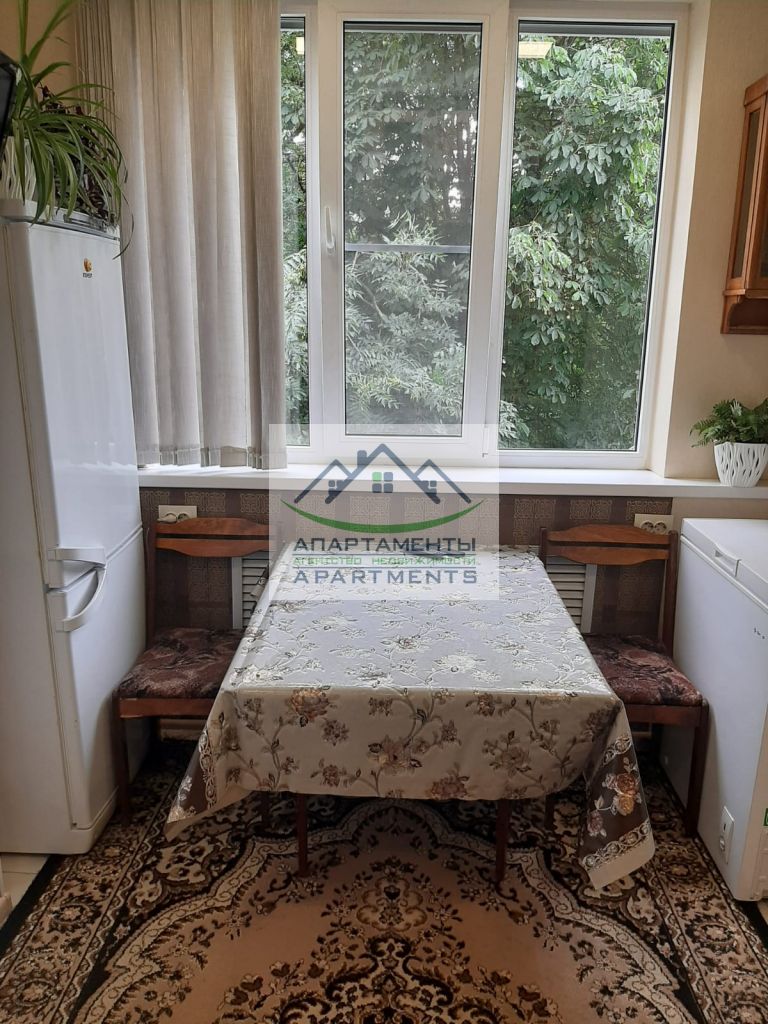 Продажа 2-комнатной квартиры, Пятигорск, Адмиральского ул,  8к3