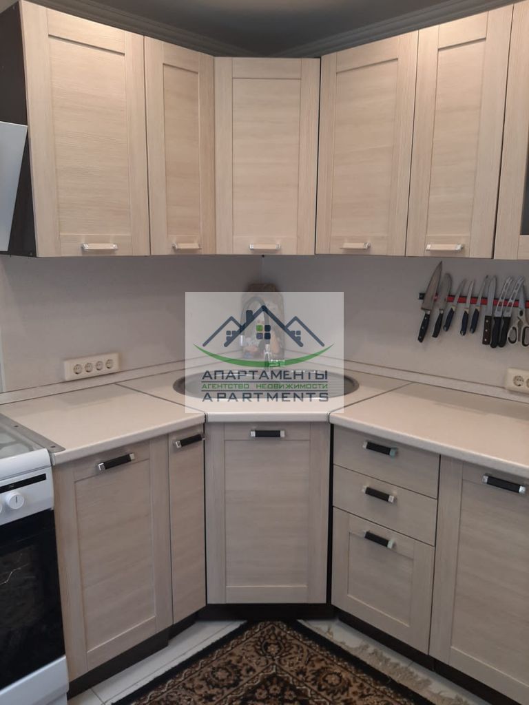 Продажа 2-комнатной квартиры, Пятигорск, Адмиральского ул,  8к3