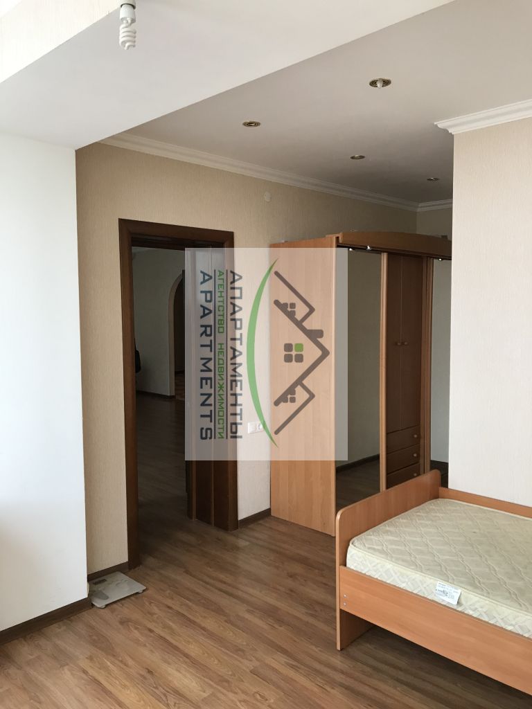 Продажа 3-комнатной квартиры, Пятигорск, Розы Люксембург ул,  42